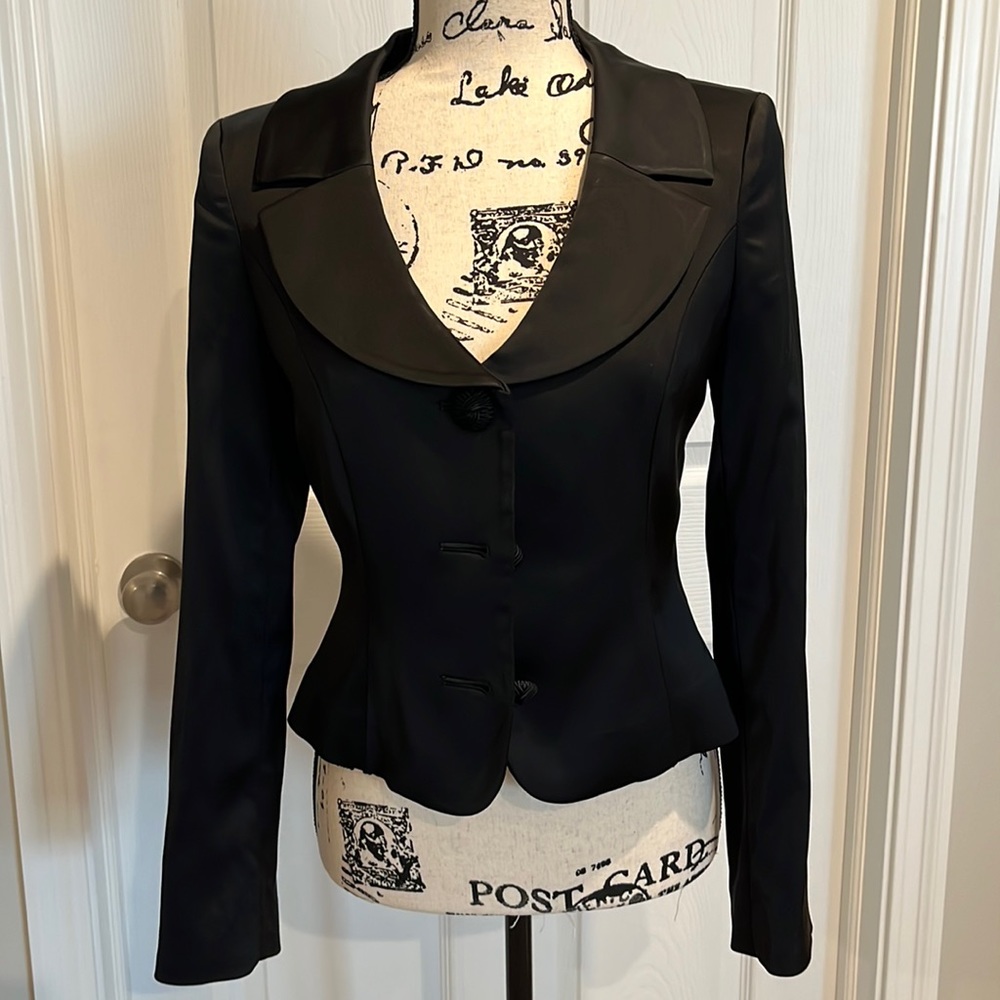 WHBM Suit Jacket. Matching Pants also listed in my closet.